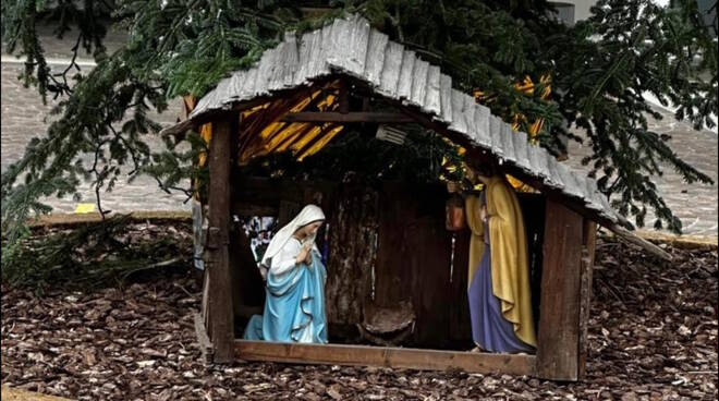 Montirone, rubato il bambin Gesù dal presepio in piazza