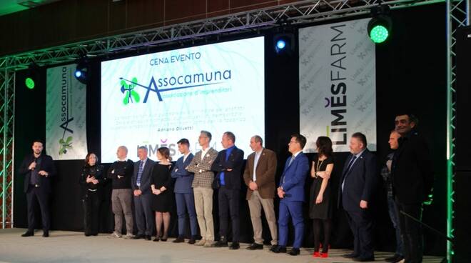 Il consiglio Valcamonica imprenditori Assocamuna cena sociale 19 gennaio 2024