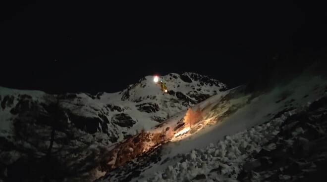 Soccorso alpino Cnsas verso il bivacco Valzaroten, in Val Canè