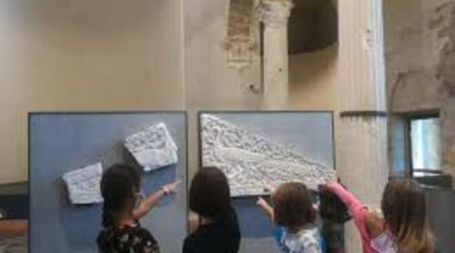 bambini al museo