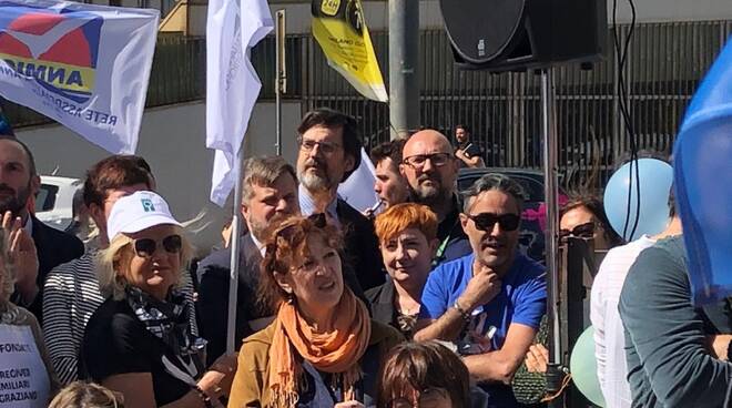 cominelli protesta