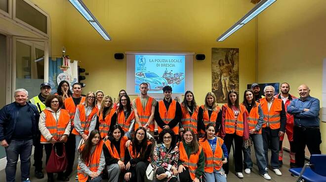 “Con la Polizia Locale, per la sicurezza, sulle strade della nostra città”,