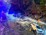 Corteno Golgi auto nel torrente Sant'Antonio