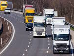Tir sulla A4 autostrada traffico mezzi pesanti camion